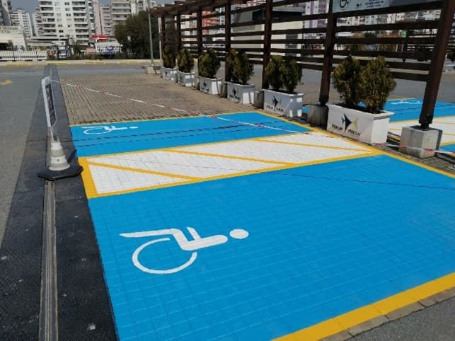 Mersin Forum AVM Otopark İçi Yönlendirme Okları ve Otopark Çizgileri - Mersin | Akyüz Trafik Profesyonel Yol Çizgi Projesi